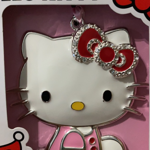 HK COLLECTIBLE with🎀 European Crystals - Picture 3 of 4